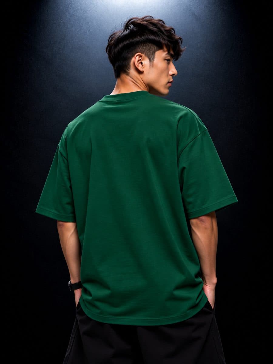 Signature Men Oversized Fit in black in bottle green — view 3