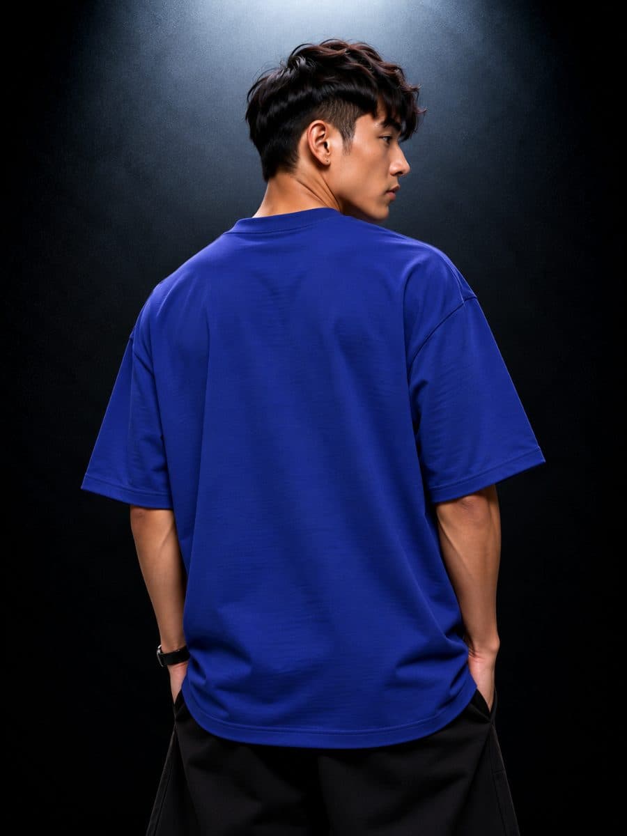 Signature Men Oversized Fit in black in royal blue — view 3