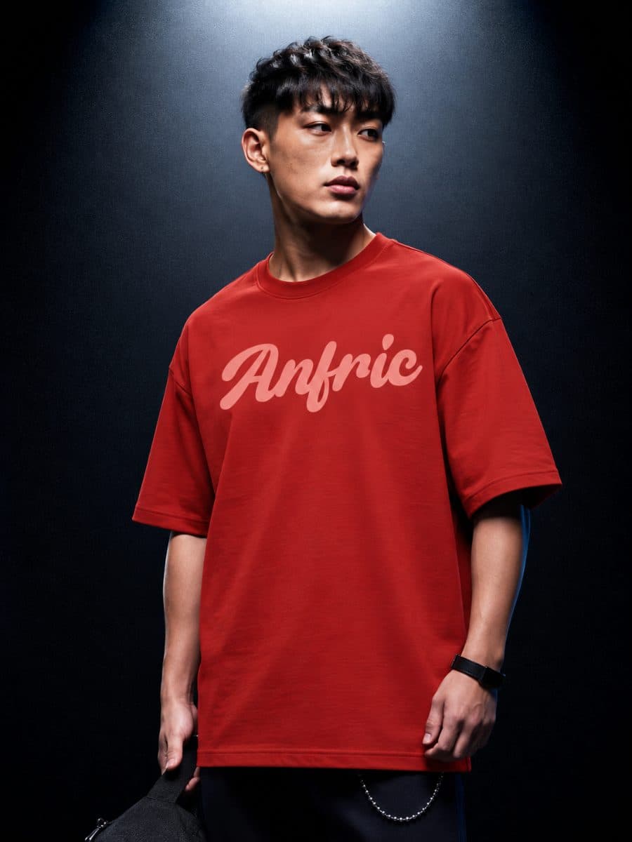 Signature Men Oversized Fit in black in red